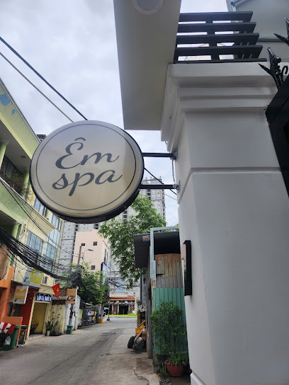 Êm Spa
